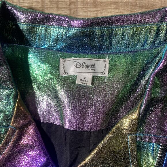 Disney D-Signed Girls size M Descendants Iridescent faux leather jacket - Picture 3 of 7